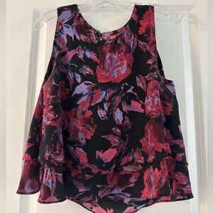 Dark floral tank